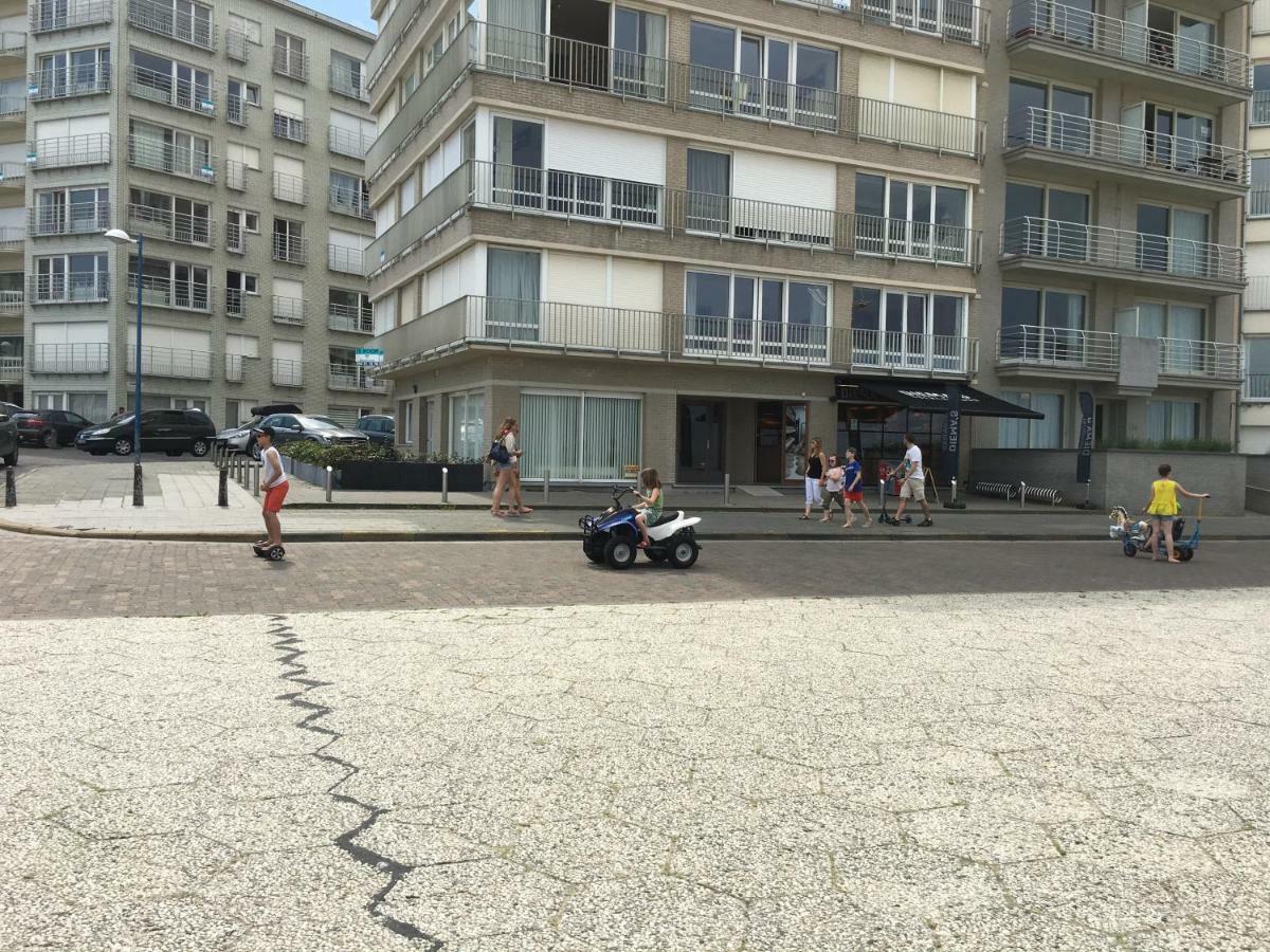 Au Gre Du Vent Appartement Koksijde Buitenkant foto